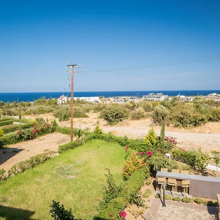 Spacious Three-Bedroom Apartment A3 In Sanctuary Cove Site * Kerínia