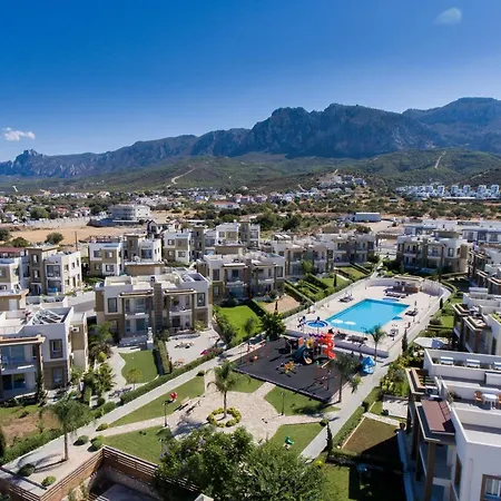 Spacious Three-Bedroom Apartment A3 In Sanctuary Cove Site