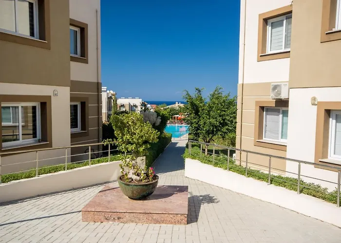 Spacious Three-Bedroom Apartment A3 In Sanctuary Cove Site