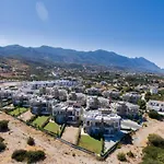 Spacious Three-Bedroom Apartment A3 In Sanctuary Cove Site