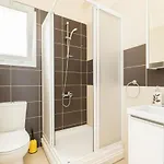 Apartamento Spacious Three-Bedroom Apartment A3 In Sanctuary Cove Site *