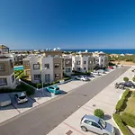 Spacious Three-Bedroom Apartment A3 In Sanctuary Cove Site Apartamento
