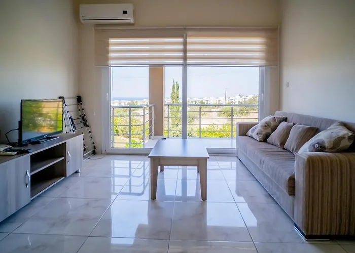 Spacious Three-Bedroom Apartment A3 In Sanctuary Cove Site