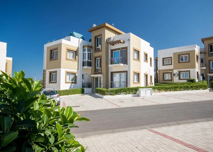 Spacious Three-Bedroom Apartment A3 In Sanctuary Cove Site Appartement *